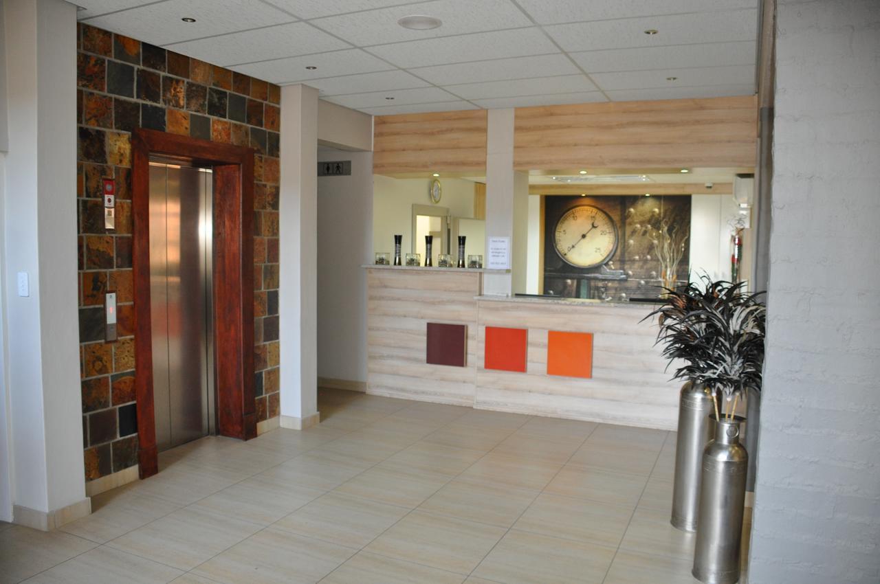Merchant Business Class Hotel Henley on Klip ภายนอก รูปภาพ